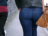 Candid bubblebutt blonde in jeans