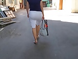 Sweet Candid Ass in Skirt 01 (Mature)