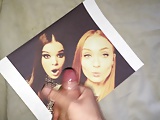 Hailee Steinfeld & Sophie Turner tribute