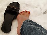 pretty feet in snow