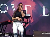 Tove Lo flash boobs - Talking Body