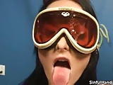 Melissa Laurens Hands Squirts Cum On Her Goggles