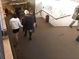 PornoZeit : Zwei Lesben beim spazieren