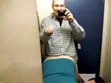 Guy Gets A Blowjob From His Chubby GF In A Changing Room 