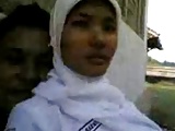 indonesia - jilbab hijab ngentot belakang bangunan