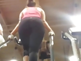 Amazing booty stairclimber