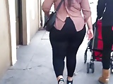 Thick latina culona in leggings