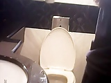 toilet voyuer 2
