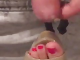 Cumshot foot!!