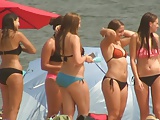 Group of Teens at the Beach (Graz 23)