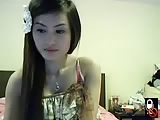asian teen fingering herself on cam