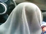 Malay girl Hijab Scarf  Blowjob inside a car 