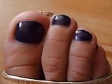 purple toes 