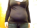 BBW Squeezes Fat Belly Into Jeans