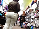 Candid ghetto big bulging booty of NYC