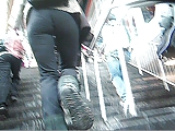 Spying  vpl asses in metro great young teen 