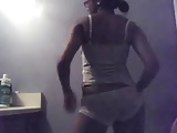 TEEN DANCING AND STRIPPIN!