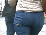 Candid hot blonde milf in tight blue jeans