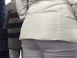 COAT COVERED BOOTY