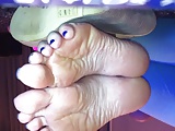 Wrinkled soles on my 55 inch TV 