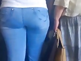 TIGHT ASS JEANS!!!!!!