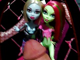 Monster High Cumshot Abbey and Venus