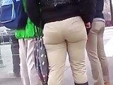 PHAT PLUMP ASS ON THE BUS STOP