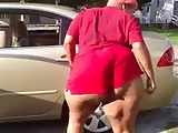 She makes dat azz have a seizure 