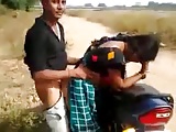 desi bitch having quickie by the road while friend