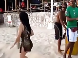Stunning Butt Shaking  Dance 
