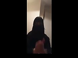 Sexy muslima with niqab gives a blow and handjob